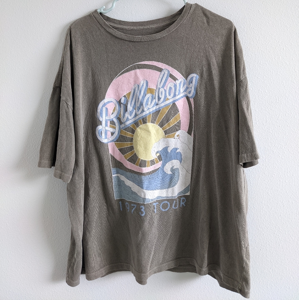 Billabong Oversized Graphic T-Shirt